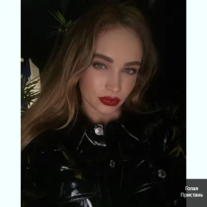 Нежный вечер с Дюймовочкой в платье